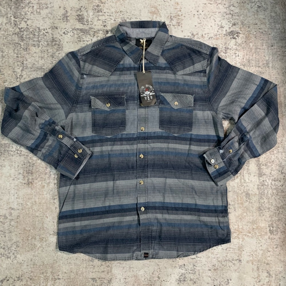 Social Republic Shirt Mens Large gray Plaid Pearl Snap Long Sleeve